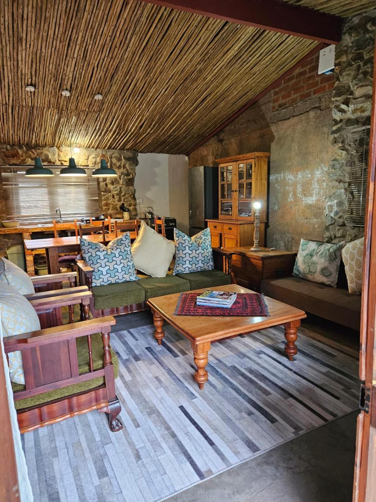 The Riverdeck Accommodation And Backpackers كنيسنا المظهر الخارجي الصورة